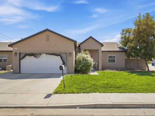 301 E Oakland Street, Farmersville, CA 93223