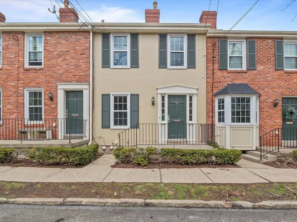 6411 Howe St, Pittsburgh, PA 15206