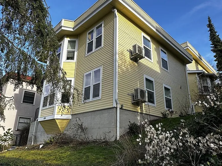 826 N Garden St — Photo 18