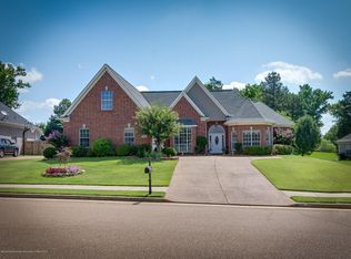 1270 Green T Dr S, Hernando, MS 38632