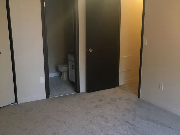 Trenton Place Apartments — Photo 38