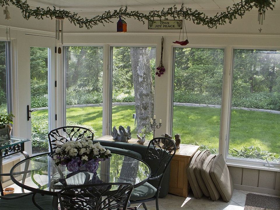Four seasons room