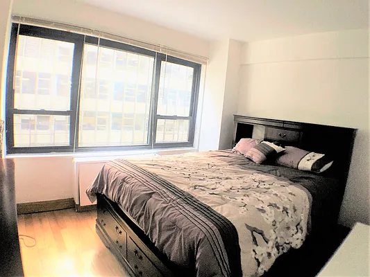 Rented by New York Cosmopolitan Realty | media 20