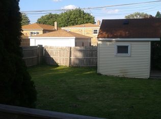 9137 S Crandon Ave, Chicago, IL