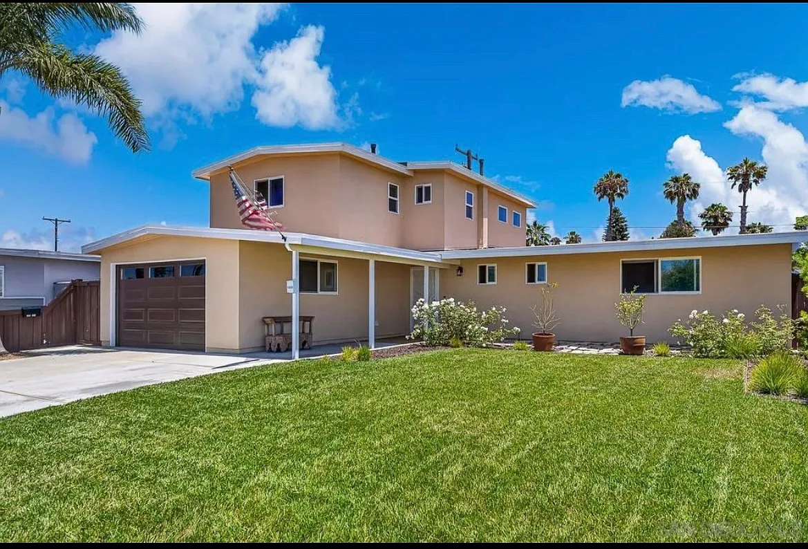 4 bed, 2100 sqft, $5,195 — Photo 1