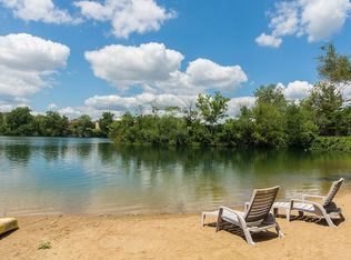 1372 Lake Shore Dr APT A, Columbus, OH 43204