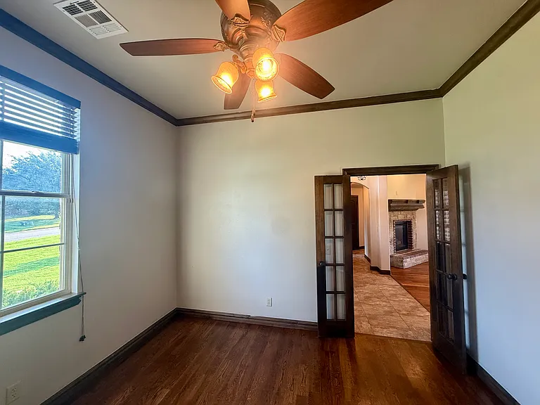 2114 Savona Ln — Photo 26