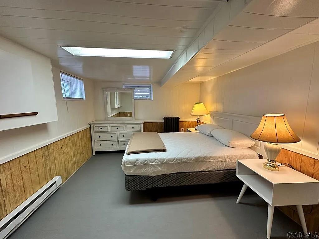 1 bed, 1.0 bath, $995 — Photo 4