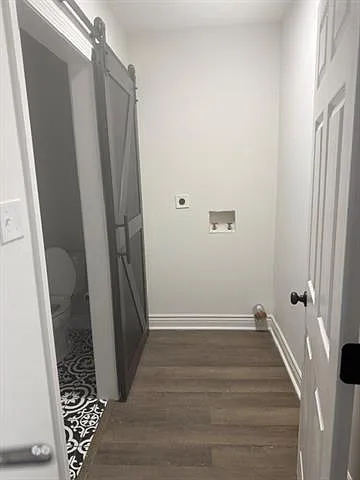 716 Majestic Pl — Photo 9
