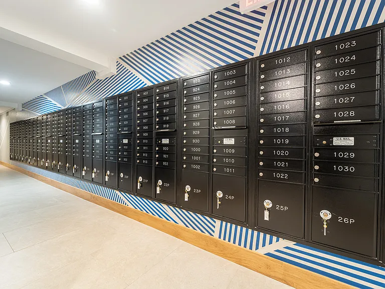 Mail area with package room