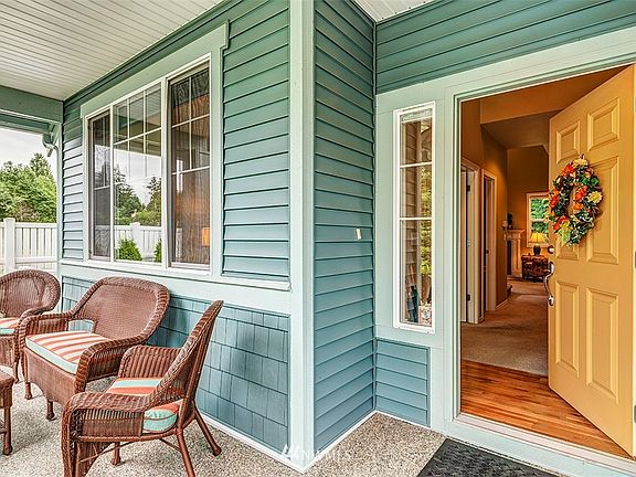 3rd image of 15227 25th Avenue W #27