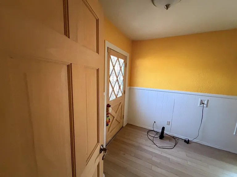700 Solano Dr SE — Photo 30