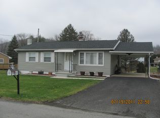 128 Cardinal Dr, Lock Haven, PA 17745