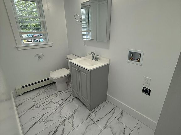 3rd image of 21B Pleasant Street UNIT 8