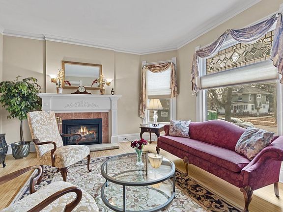 2nd image of 8100 West Chestnut STREET