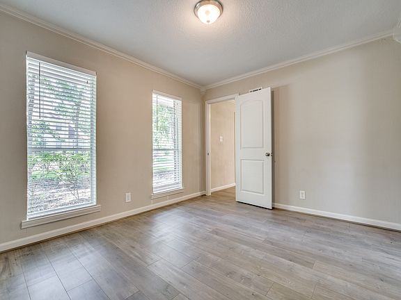 4th image of 2234 Cedar Falls Dr
