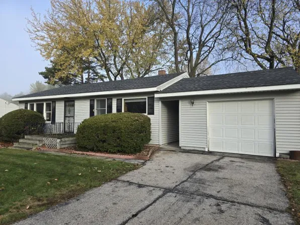 42 Christopher Ct, Bay City, MI 48706