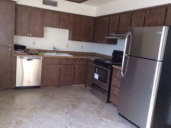 3rd image of 4117 E Jicarilla St