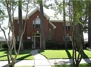 16319 Lakestone Dr, Tomball, TX 77377