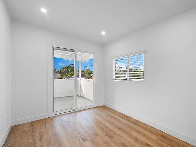 3567 Texas St — Photo 10
