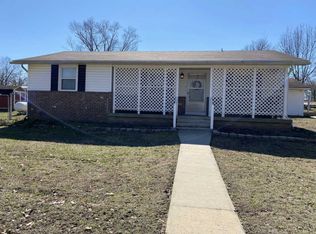 236 Cedar St, West Plains, MO 65775