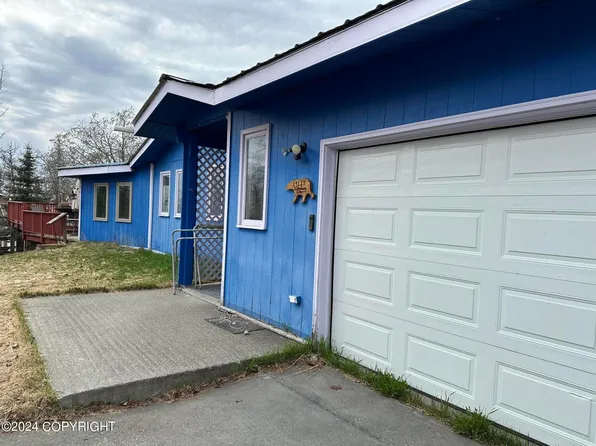 19127 Whirlaway Rd, Eagle River, AK 99577