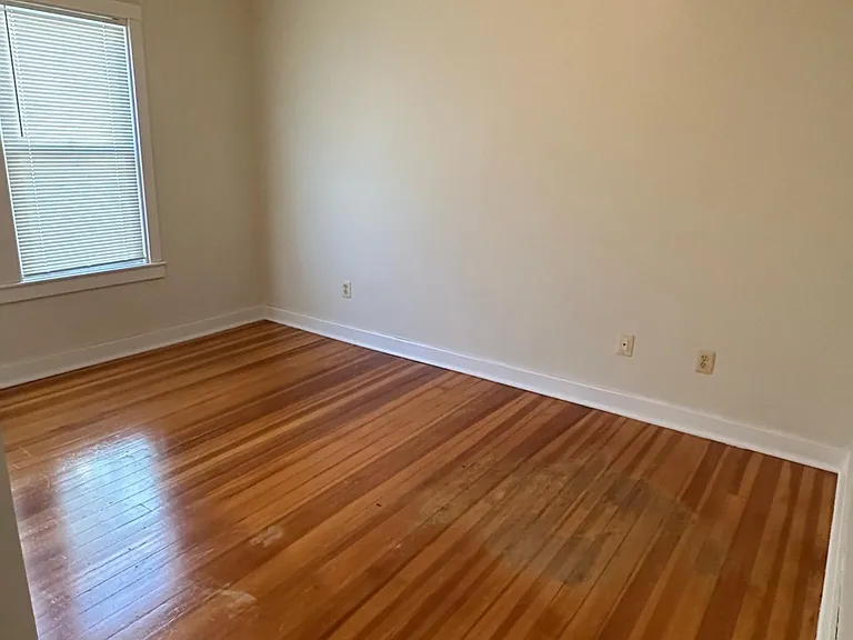 222 Clarendon St — Photo 22