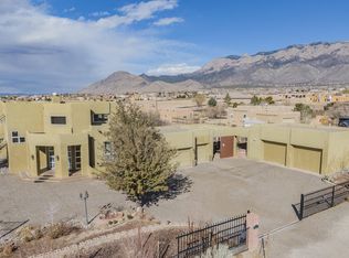 9657 San Bernardino Dr NE, Albuquerque, NM 87122