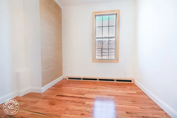 Rented by MySpaceNYC | media 8
