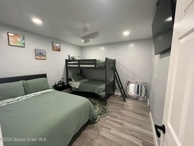 3230 Sand Dunes Ct — Photo 9