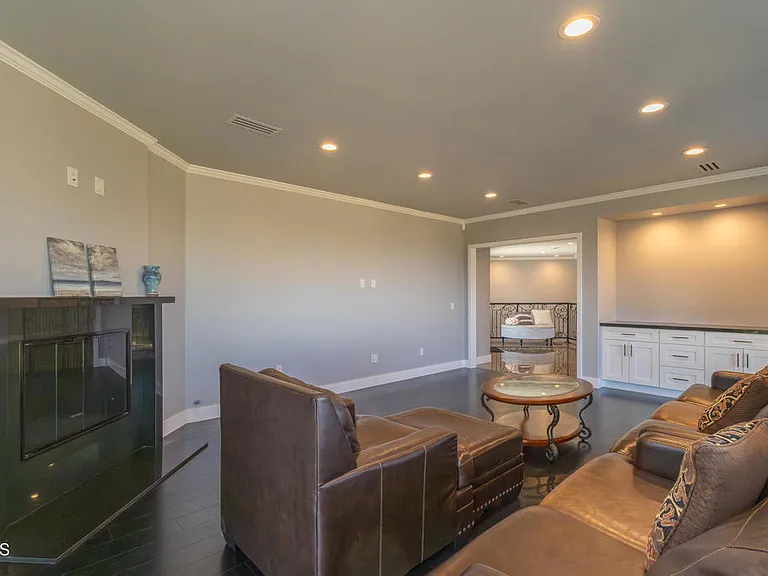 481 Starlight Crest Dr — Photo 6