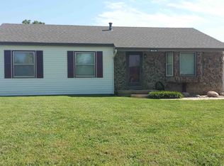 1106 E Betsy Ross Dr, Andover, KS 67002