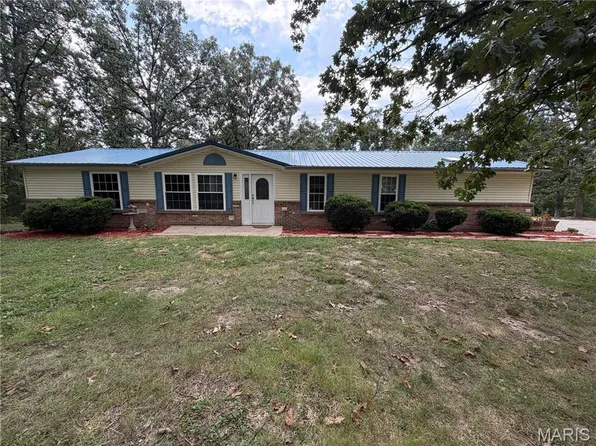 9182 Sunset Dr, Bloomsdale, MO 63627
