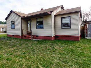 8990 Mann Dr, Mechanicsville, VA 23116