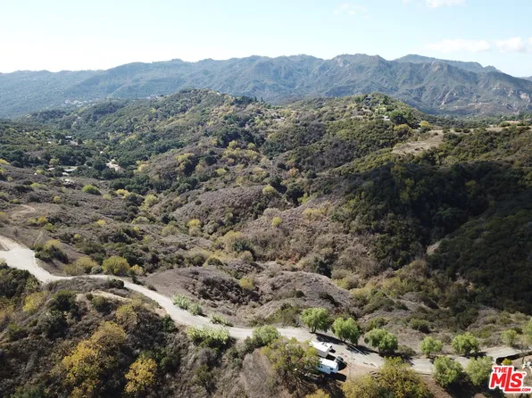 2300 Corsham Rd, Topanga, CA 90290