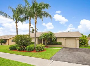 1761 NW 42nd St, Oakland Park, FL 33309