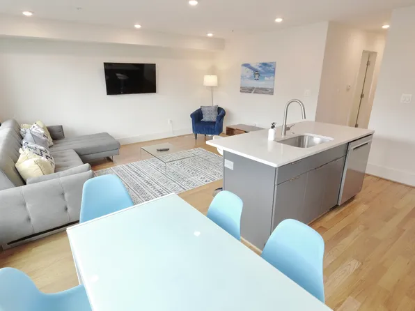 843 Upshur St NW #1, Washington, DC 20011