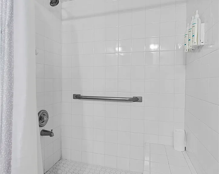 15010 Leeward Dr #104 — Photo 28