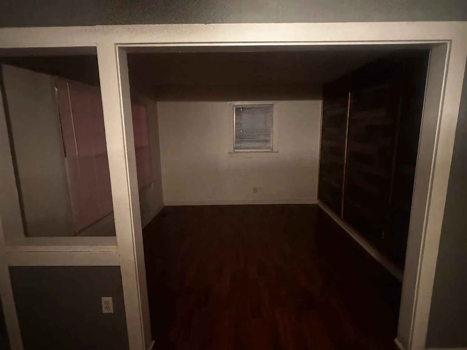 2 bed, 800 sqft, $1,350 — Photo 1