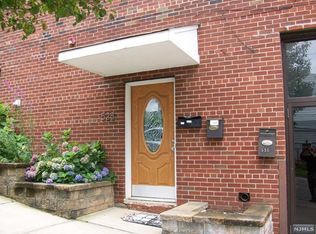 535 Bergen Blvd #3, Ridgefield, NJ 07657