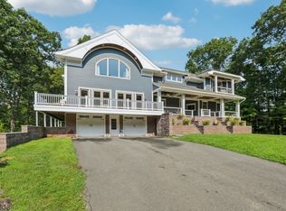 41 Stillwater Rd, Newton, NJ 07860
