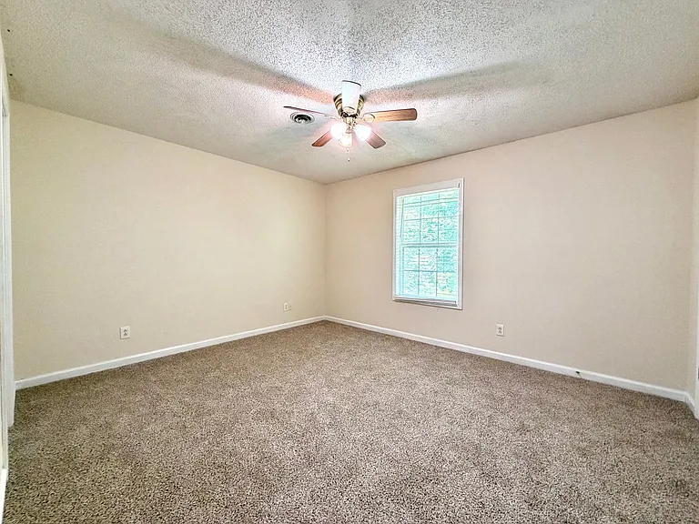 3289 Tower Dr — Photo 16