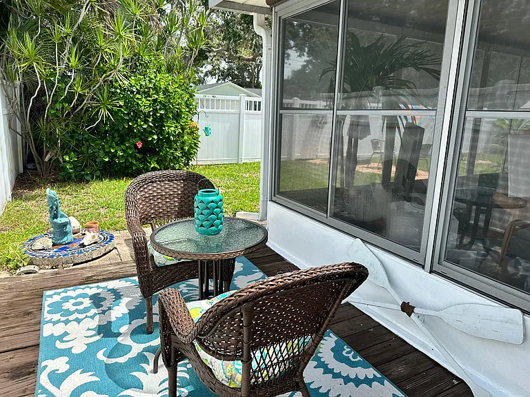 13741 Sussex Ave — Photo 39
