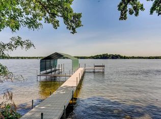 18000 Breezy Point Rd, Wayzata, MN 55391
