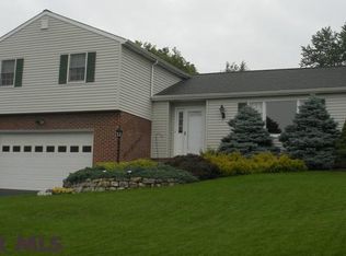 1653 Circleville Rd, State College, PA 16803