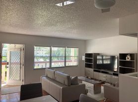 359 Brighton Dr E, Boca Raton, FL