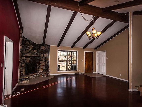 3rd image of 48 Matecumbe Dr