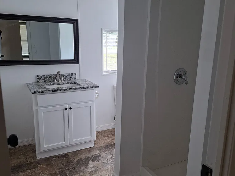 Main bathroom