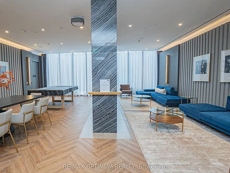 500 Dupont St #512 — Photo 15