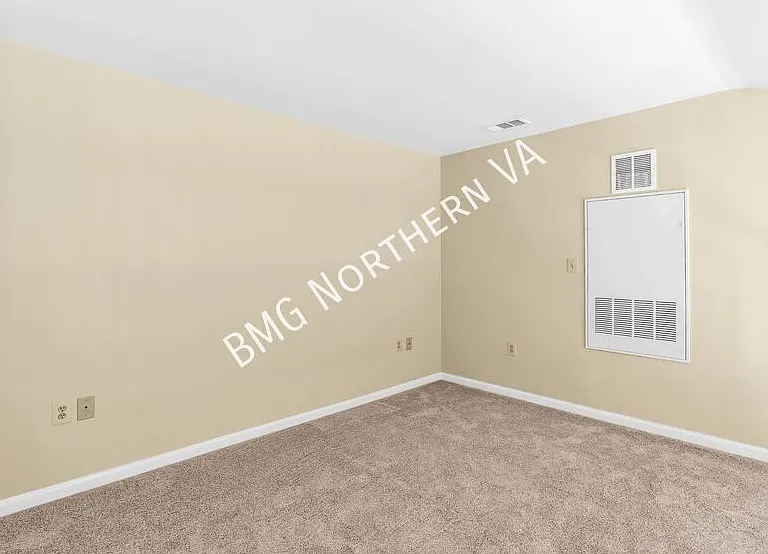 801 Greenbrier St #422 — Photo 19